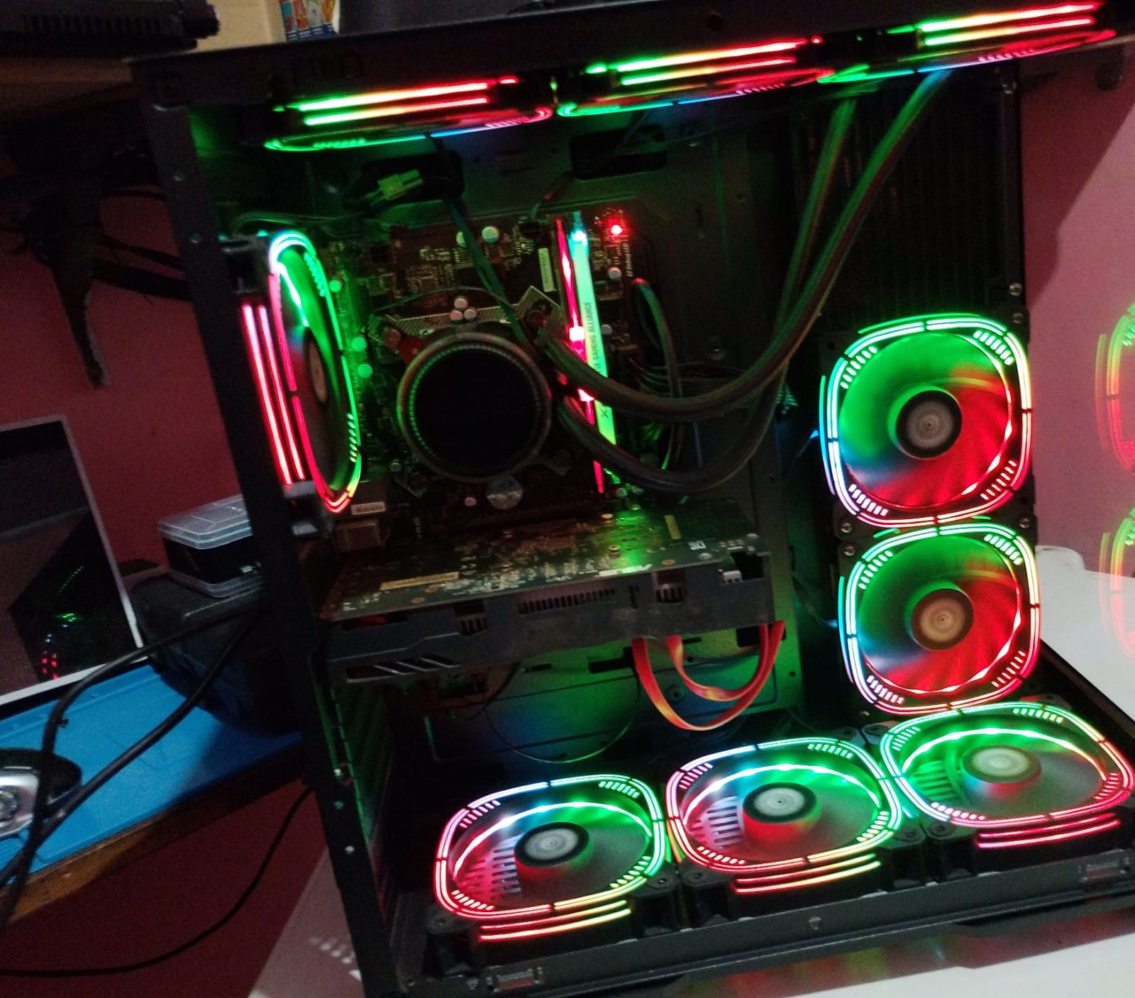 PC Gamer RGB